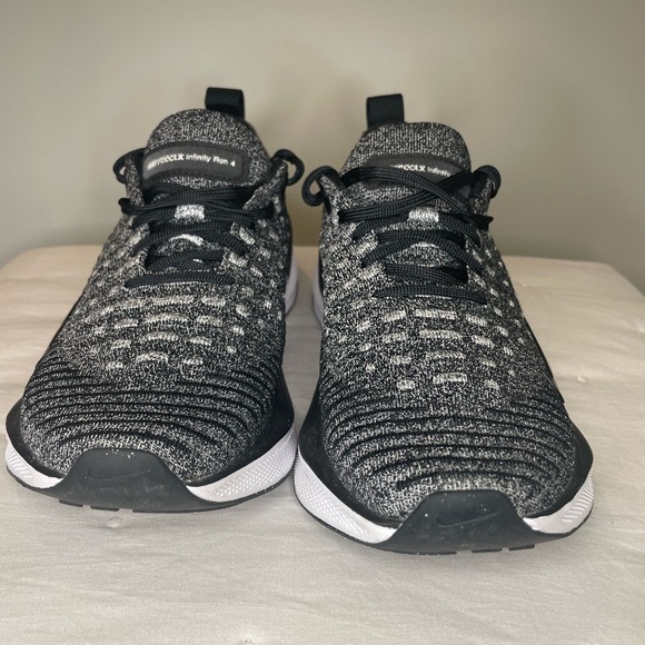 InfinityRN 4 Black /Grey Knit 👟 - Picture 2 of 11